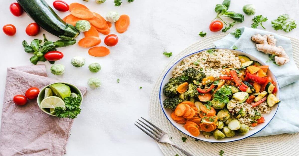 The Ketogenic Diet: A Detailed Beginner’s Guide to Keto